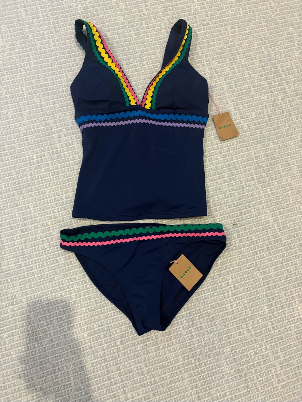 Boden swimsuit NWT 8 Porto ric rak Navy Tankini top and matching bottoms 2 pcs